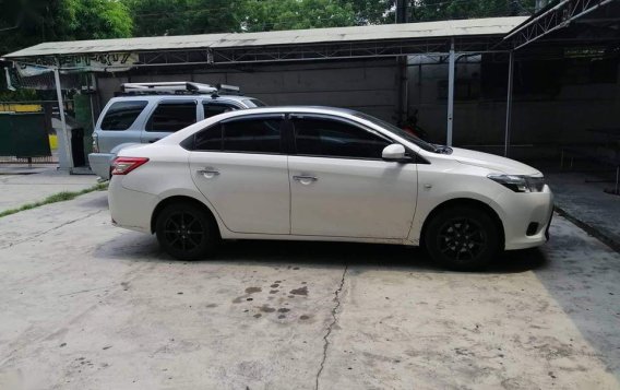 White Toyota Vios 2014 for sale in Manila-6