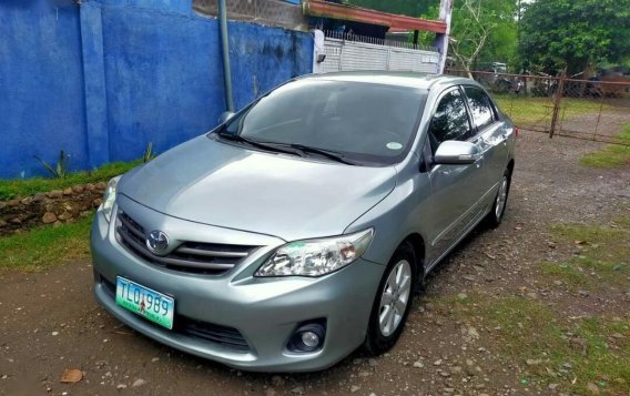 Selling Toyota Altis 2012 in Ternate