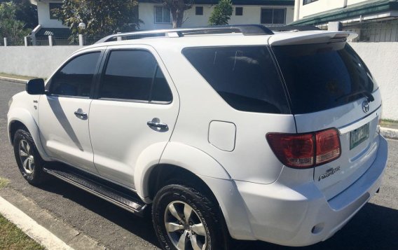 Selling Toyota Fortuner 2007 in Manila-2