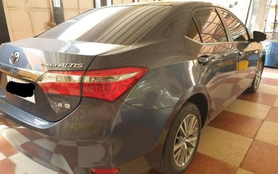Selling Toyota Corolla Altis 2014 in Pasig-2