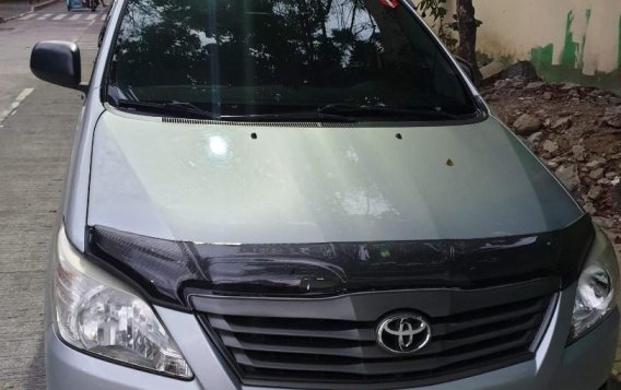 Silver Toyota Innova 0 for sale in Automatic