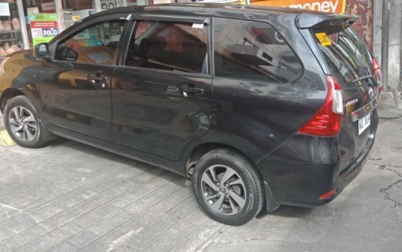 Sell 2016 Toyota Avanza in Manila-3