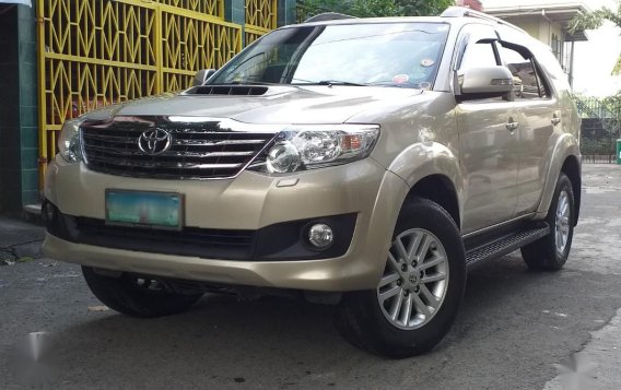 Sell Beige 2013 Toyota Fortuner in Pasig-2