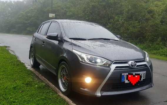 Selling Toyota Yaris 2014 in Manila-6