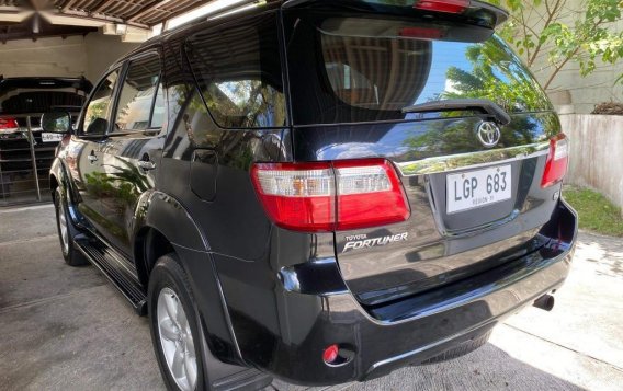Purple Toyota Fortuner 2010 for sale in Davao City-6