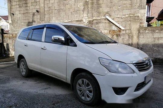 White Toyota Innova 2012 for sale in Manila-1