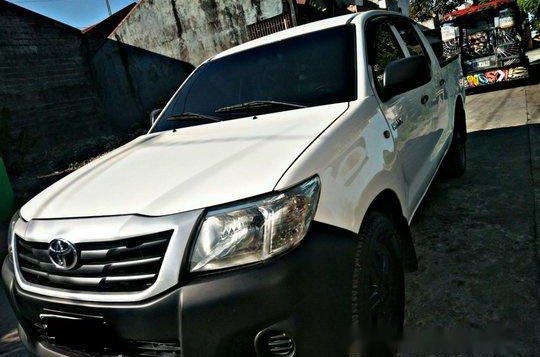 White Toyota Hilux 2012 for sale in Manual-1