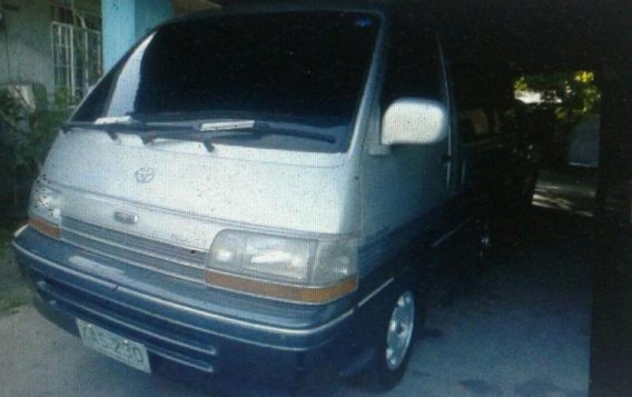 White Toyota Hiace 1991 for sale in Marikina