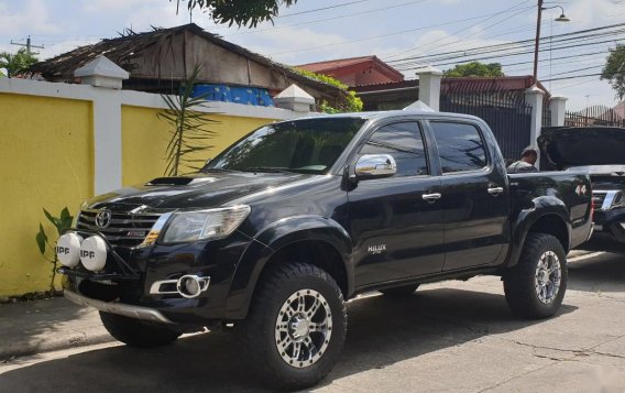 Toyota Hilux 2012 for sale in Cebu City-3