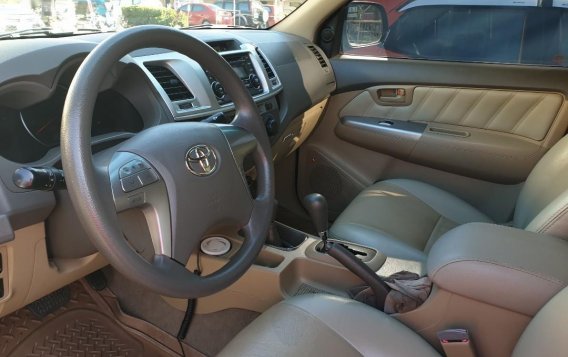 Toyota Hilux 2012 for sale in Cebu City-6
