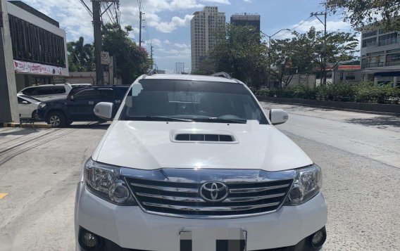 Selling White Toyota Fortuner 2014 in Pasig