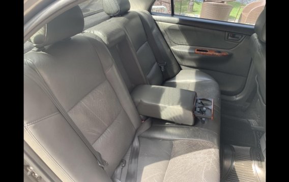 Selling Toyota Corolla Altis 2004 Sedan in Quezon City-3