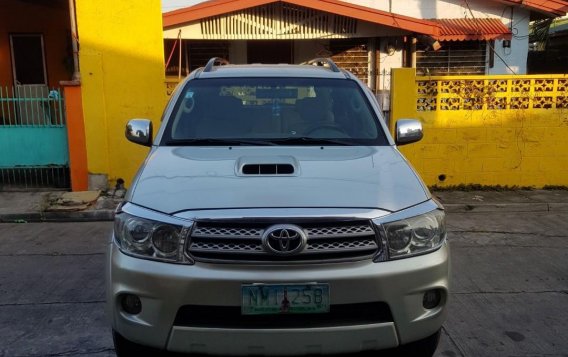 Toyota Fortuner 2009 for sale in Manila-1