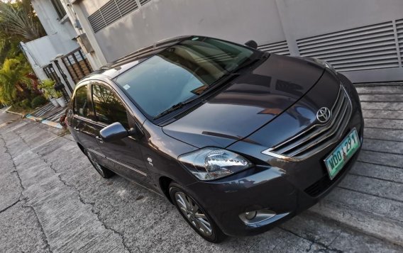 Selling Purple Toyota Vios 2013 in Mandaluyong-1