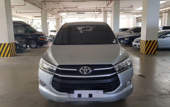 Selling Silver Toyota Innova 2018 in Manila