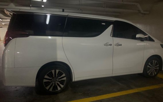 White Toyota Alphard 2019 for sale in Silver City 2-1