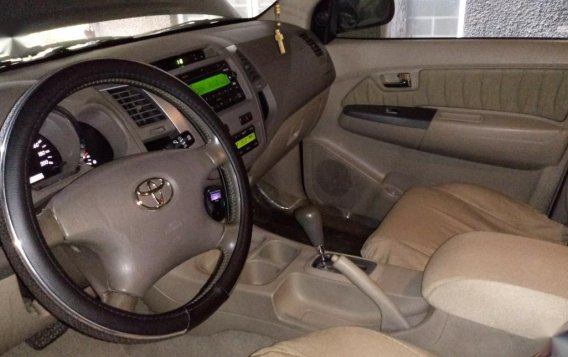 Sell 2006 Toyota Fortuner in Manila-7