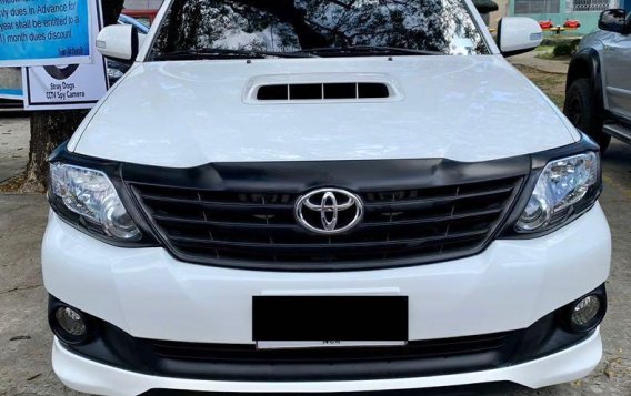 Selling Toyota Fortuner 2014 in Manila-2