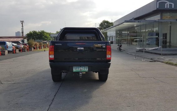 Sell Black 2007 Toyota Hilux in Cainta-7