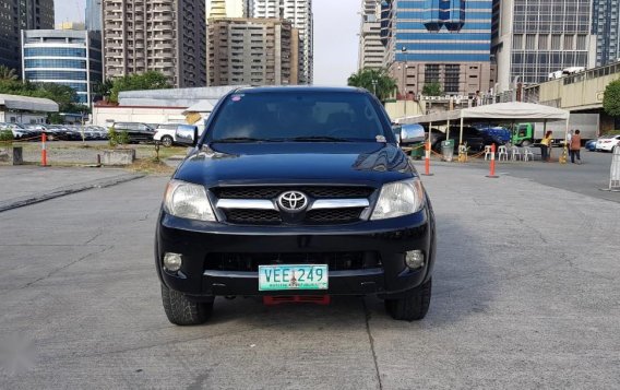 Sell Black 2007 Toyota Hilux in Cainta-3