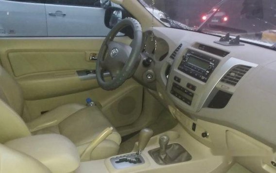 Sell Silver 2008 Toyota Fortuner in Manila-3