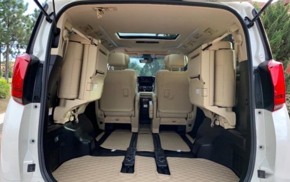 Toyota Alphard 2019 for sale in Quezon City-6