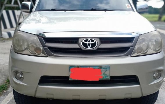 Silver Toyota Fortuner 2006 for sale in Cainta-1