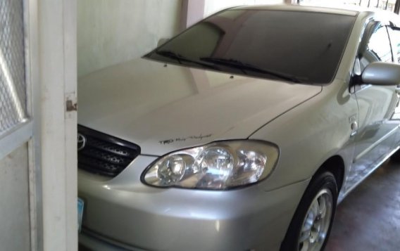 White Toyota Corolla altis 2005 for sale in Automatic