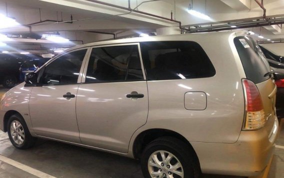 Silver Toyota Innova 2012 for sale in Manual-1