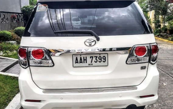 White Toyota Fortuner 2014 for sale in Manila-4