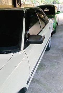 White Toyota Corolla 1990 for sale in Manual-2