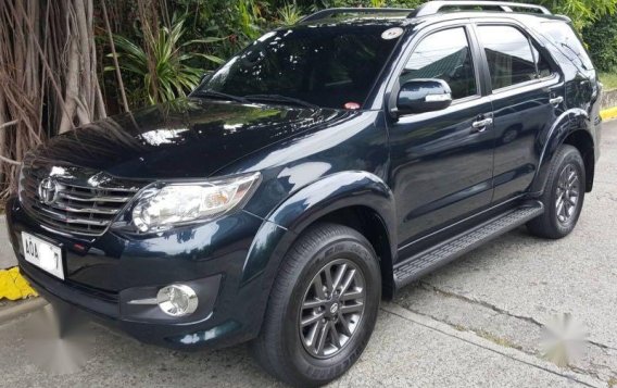 Black Toyota Fortuner 2015 SUV / MPV at Automatic  for sale in Manila-4