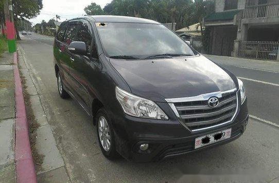 Selling Grey Toyota Innova 2015 in Manila-1