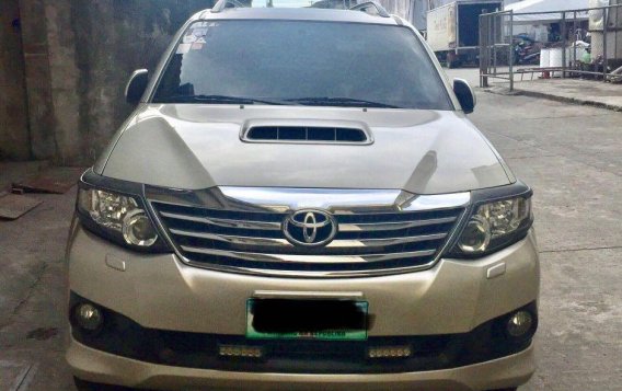 Selling Beige Toyota Fortuner 2013 in Bacoor-4