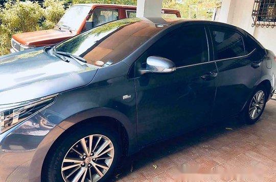 Black Toyota Corolla altis 2014 for sale in Automatic-3