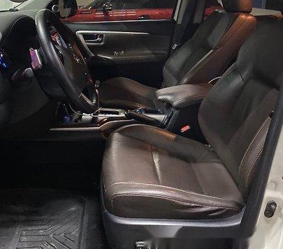 Sell White 2017 Toyota Fortuner in Manila-7