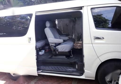 Sell Pearl White 2013 Toyota Grandia in Quezon City-4