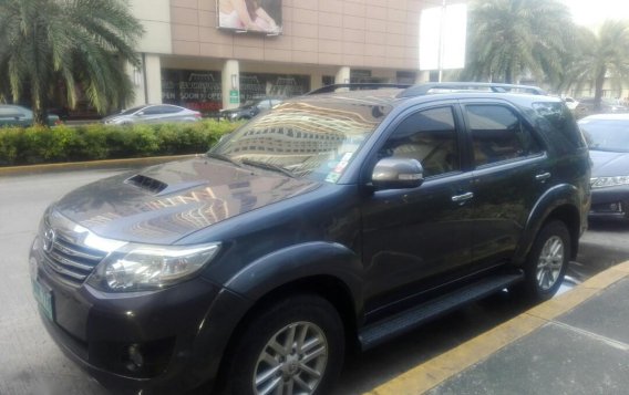 Sell Grey 2012 Toyota Fortuner in Manila