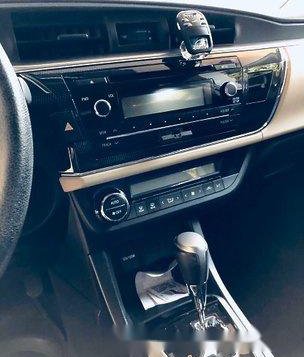 Black Toyota Corolla altis 2014 for sale in Automatic-9