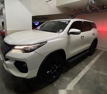 Sell White 2017 Toyota Fortuner in Manila-1