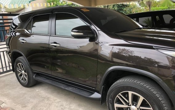 Sell Black 2016 Toyota Fortuner in Manila-1