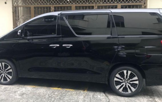 Black Toyota Alphard 2011 for sale in Automatic-1