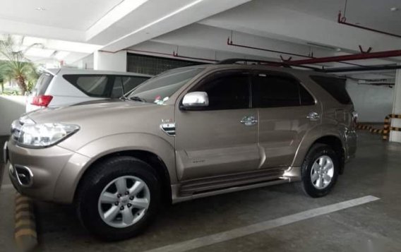 Toyota Fortuner 2010 for sale in Manila -5