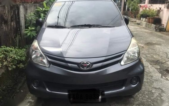 Selling Grey Toyota Avanza 2014 in Marikina