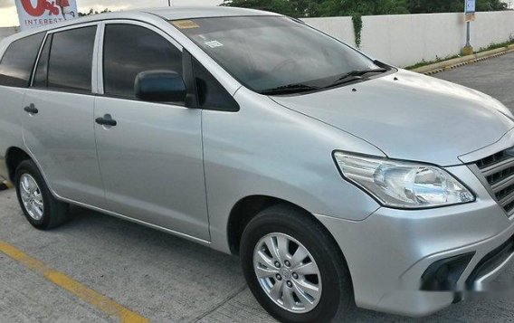 Selling Silver Toyota Innova 2015 in Manila-3