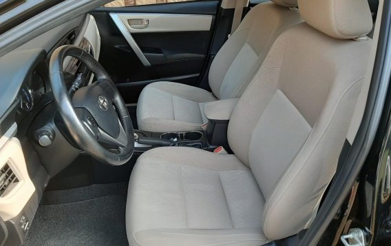 Selling Black Toyota Corolla altis 2014 in Quezon City-5