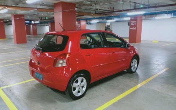 Selling Red Toyota Yaris 2009 in Makati-5