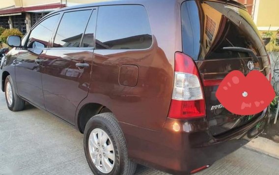 Purple Toyota Innova 2014 for sale in Manila-3