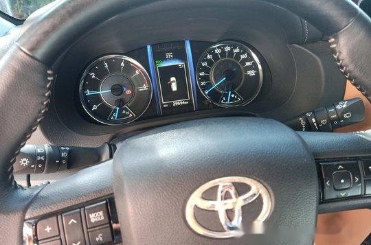 Selling Toyota Fortuner 2017 at 29000 km-6