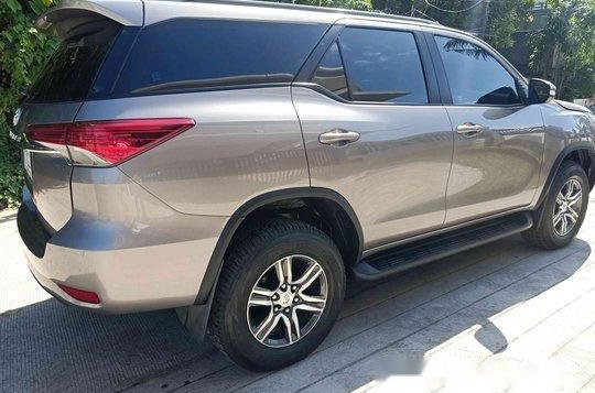 Selling Toyota Fortuner 2017 at 29000 km-2